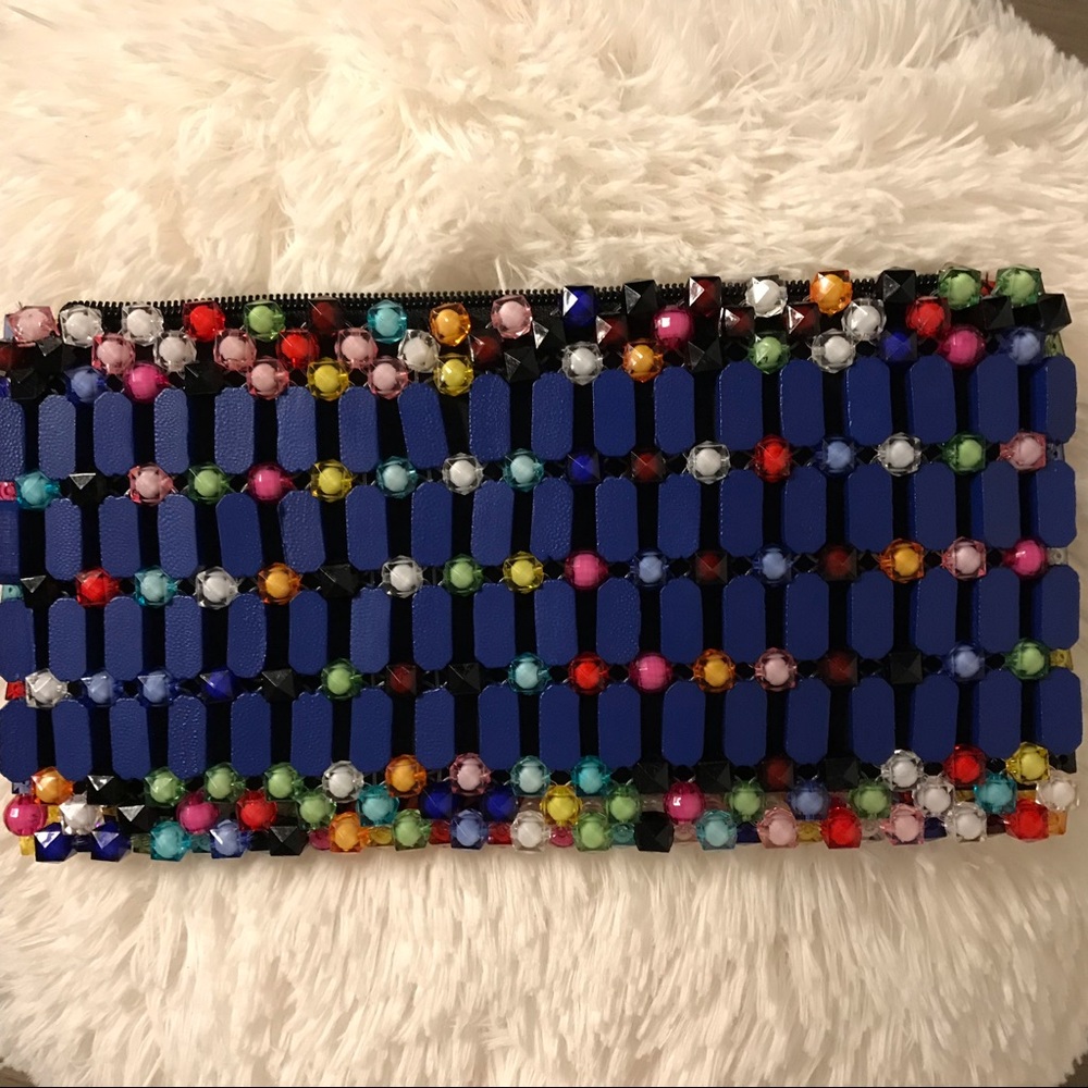 🌈 African beaded handmade rainbow clutch
